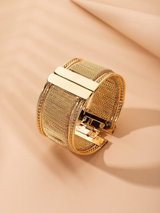 Fantastic  Hot Wide Shaped Bracelet