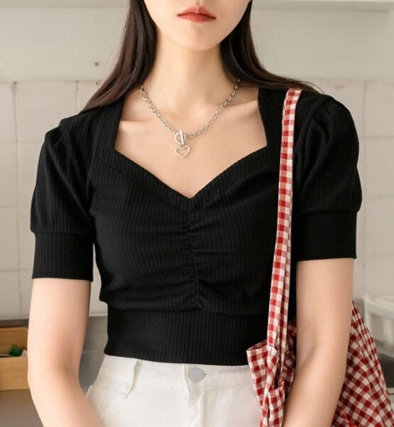DAZY Sweetheart Puff Sleeve Ruched Tee
