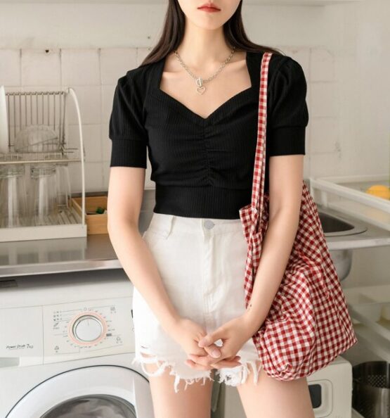 DAZY Sweetheart Puff Sleeve Ruched Tee - Image 2