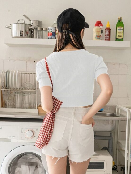DAZY Sweetheart Puff Sleeve Ruched Tee - Image 5