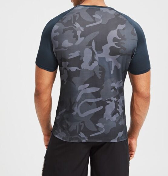Men Camo Print Raglan Sleeve Sports Tee - Image 3