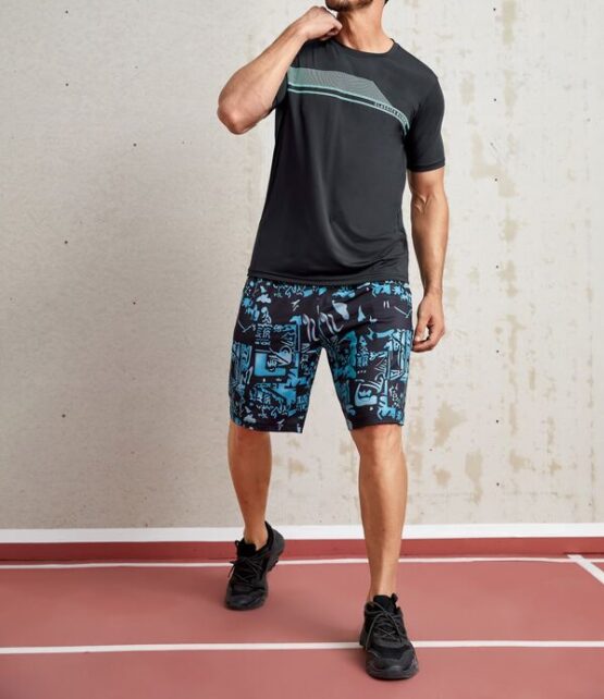 Men Letter Graphic Sports Tee - Image 2