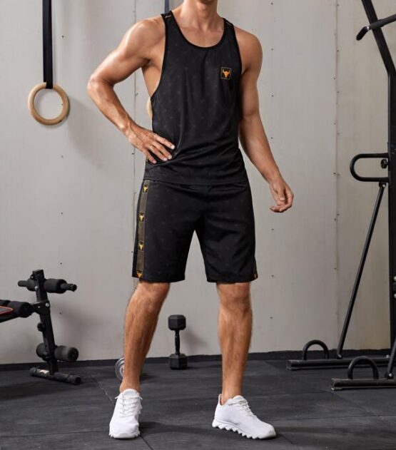 Men Bull Head Print Sports Tank Top & Shorts - Image 3