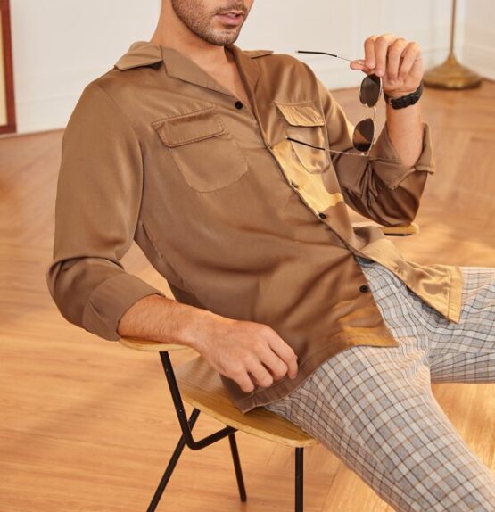 Fantastic  Men Button Up Flap Pocket Shirt
