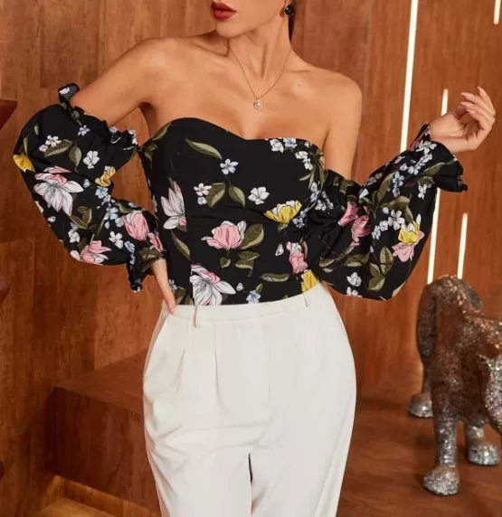 Off-shoulder Floral Print Shirred Blouse - Image 3