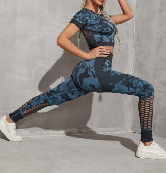 Seamless Softness Camo Sports Tee and Leggings Set - Image 3