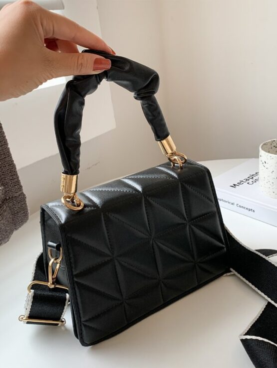 Minimalist Metal Detail Quilted Flap Bag - Image 3
