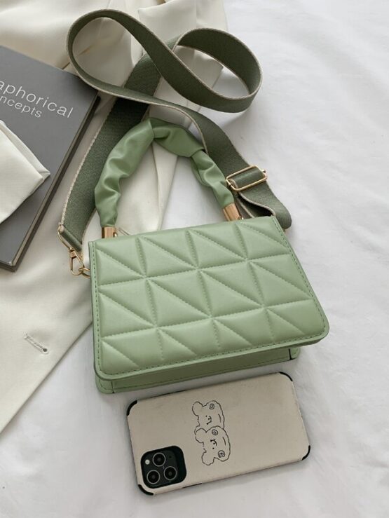 Minimalist Metal Detail Quilted Flap Bag - Image 6