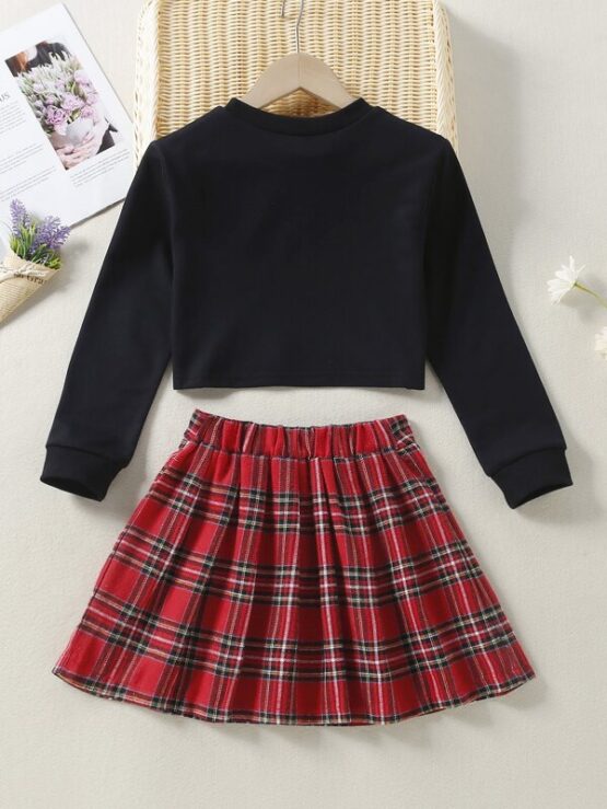 Girls Letter Graphic Crop Top & Tartan Pleated Skirt - Image 3