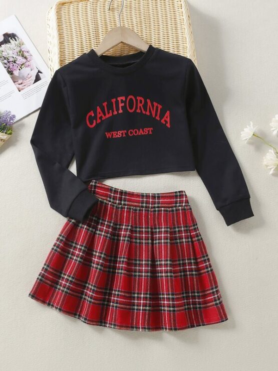 Girls Letter Graphic Crop Top & Tartan Pleated Skirt