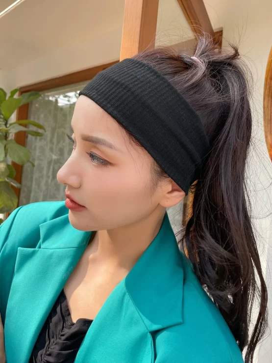DAZY Simple Plain Hair Band