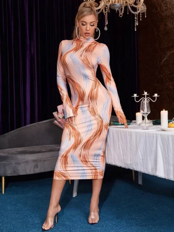 All Over Print Thumb Holes Bodycon Dress - Image 3