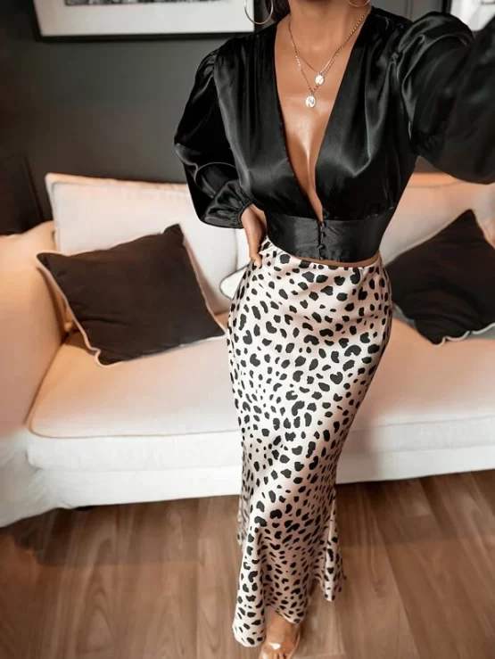 Allover High Waist Maxi Print Skirt - Image 3