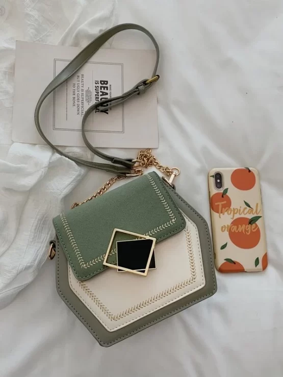 Colorblock Metal Decor Chain Crossbody Bag - Image 2