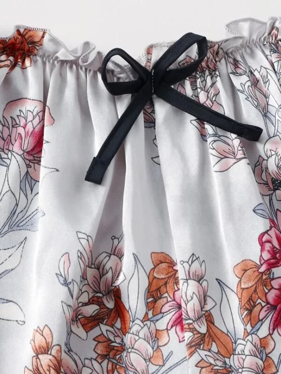 Four pieces Floral Print Satin Pijama Set - Image 5