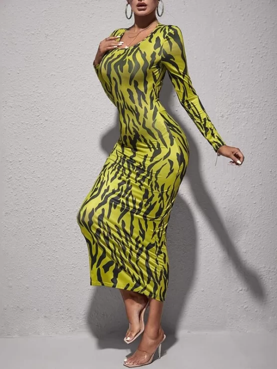 Allover Pencil Elegant Print Bodycon Dress - Image 3