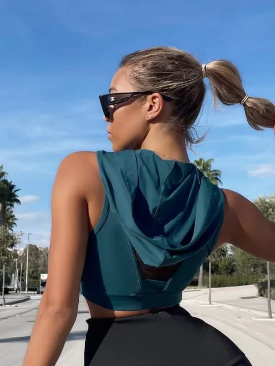 Breathable Contrast Mesh Sports Bra - Image 2