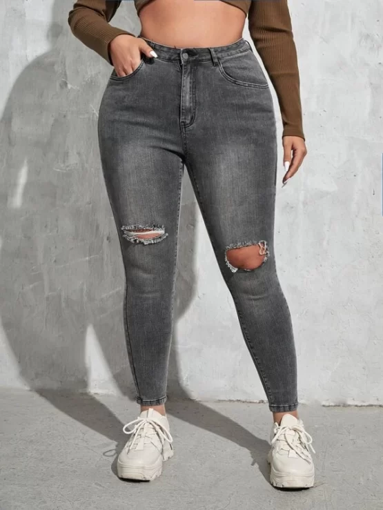 Plus High Waisted Ripped Zip Up Skinny Jeans - Image 4