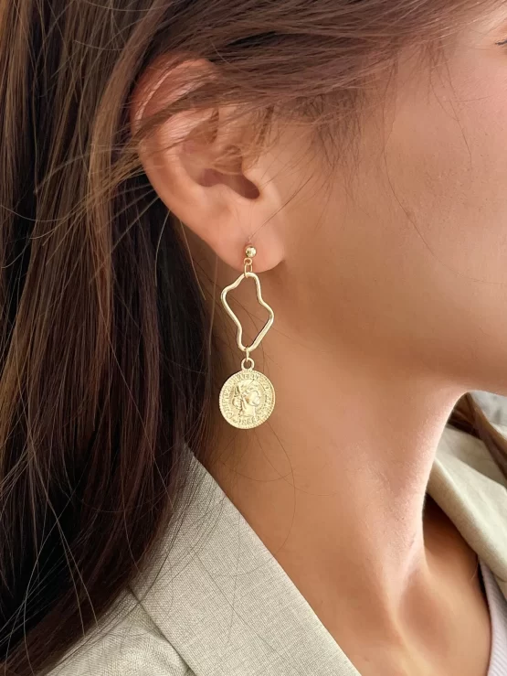 DAZY Glamorous Dangle Round Drop Earrings - Image 2