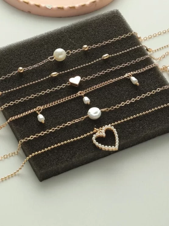 Five pieces Heart Pearls Pendant Necklace - Image 2