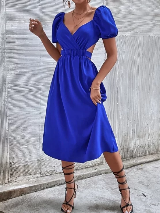 Sweetheart Neck Cut Out Tie Back Dress - Image 3