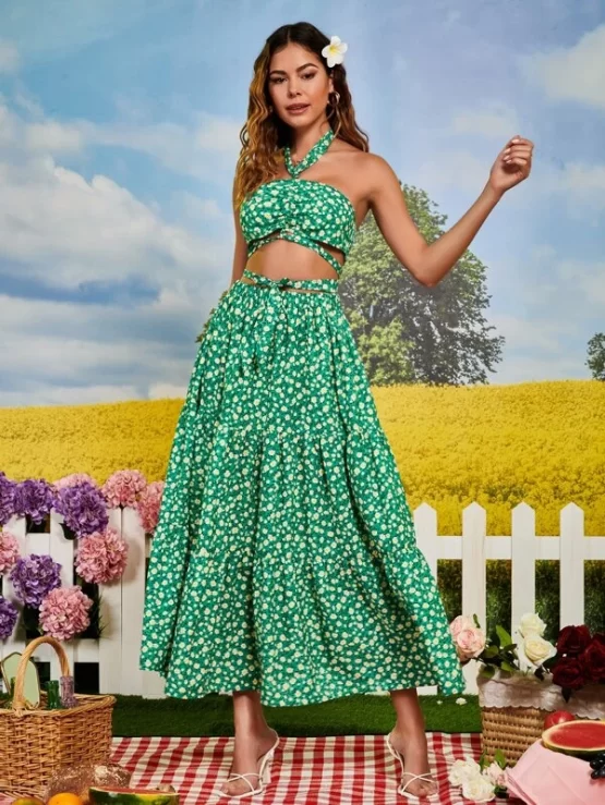 Ditsy Floral Shirred Tie Backless Halter Top & Skirt Set - Image 2