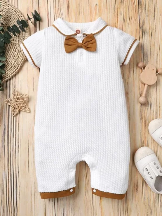 Baby Bow Contrast Trim Quarter Button Front Romper - Image 4