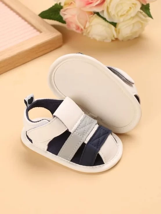 Baby Girls Cut-out Hook-and-loop Fastener Strap Sandals - Image 2