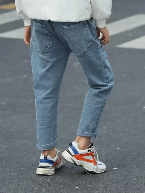 Boys Letter Embroidery Slant Pocket Jeans - Image 3