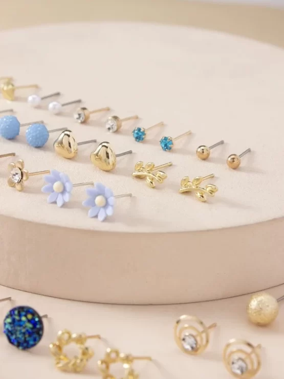30 pairs Rhinestone & Faux Pearl Stud Decor Earrings - Image 2