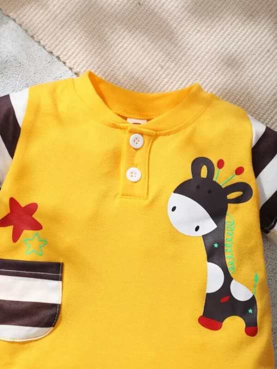 Baby Striped & Cartoon Graphic Patched Pocket Bodysuit & Shorts - Image 2