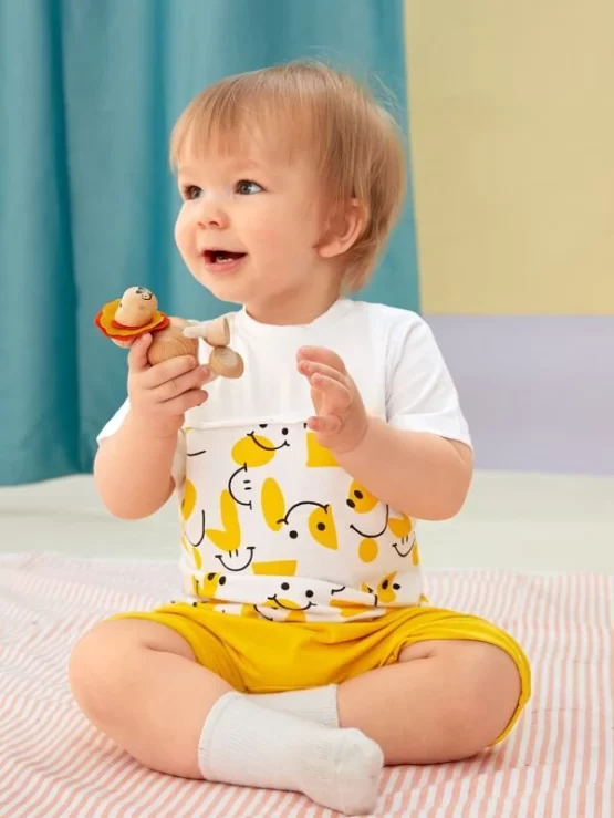 Baby Colorblock & Cartoon Graphic Tee And Shorts - Image 2