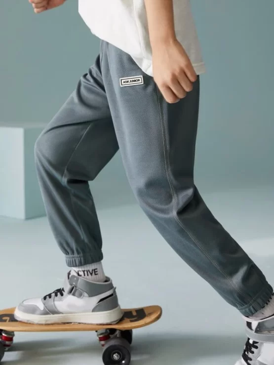 Boys Letter Patched Detail Elastic High Waist pants - Image 3