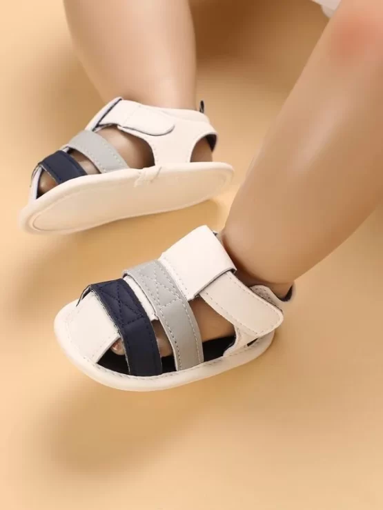 Baby Girls Cut-out Hook-and-loop Fastener Strap Sandals