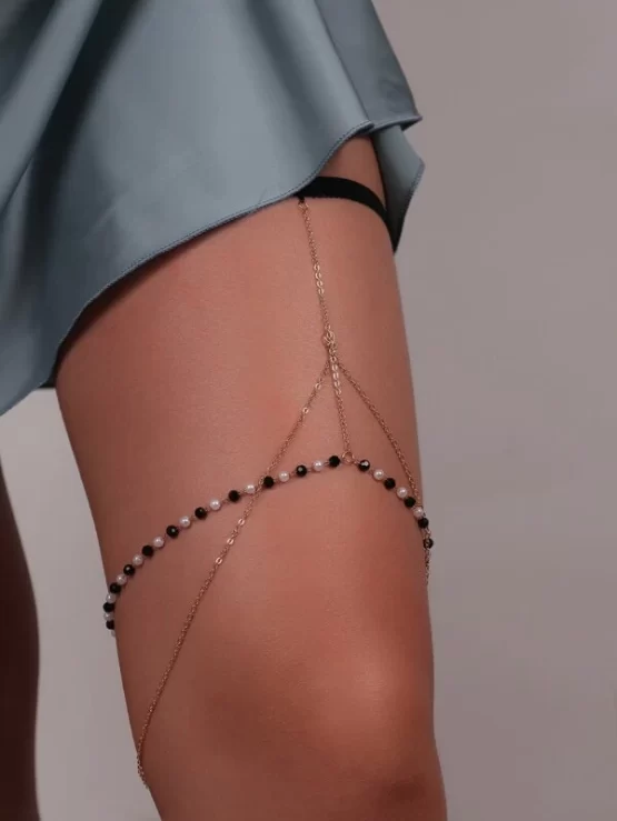 Fashionable Faux Pearl and Bead Decor Thigh Chain