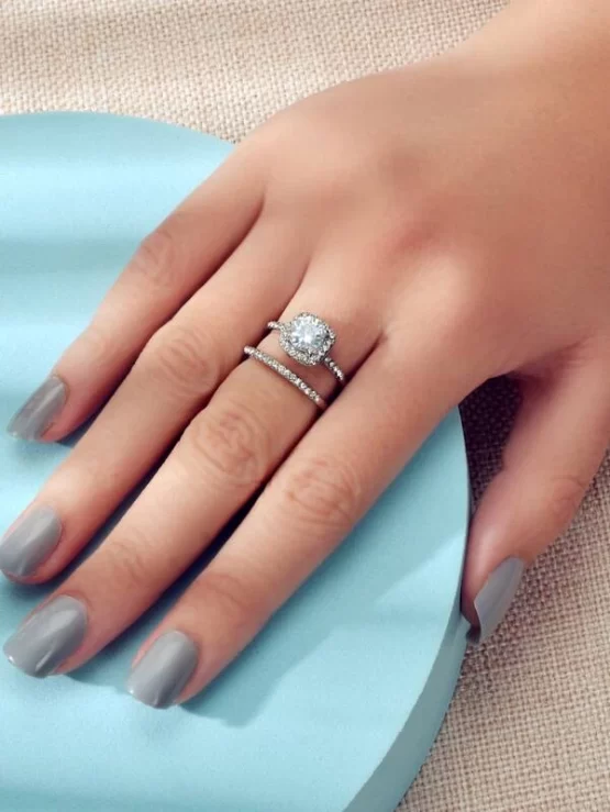 Two Pieces Fashionable Rhinestone Decor Ring - Image 4
