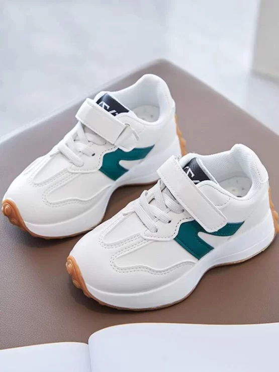 Boys Minimalist Hook-and-loop Fastener Strap Sneakers - Image 3