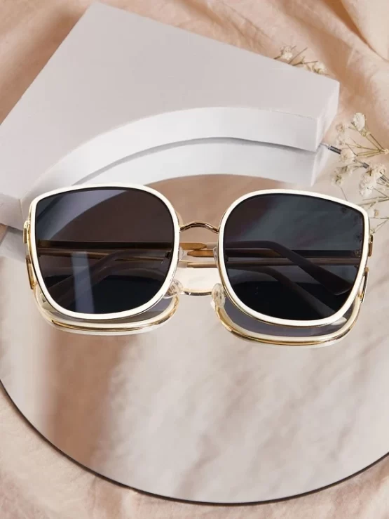 One Pair Cat Eye Minimalist Fashion Glasses - Image 4