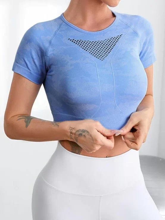 Cut Out Back Raglan Sleeve Sports Crop Tee
