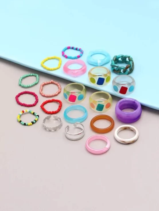 Twenty One Pieces Random Color Detail Ring - Image 2