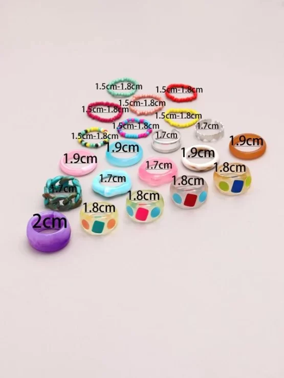 Twenty One Pieces Random Color Detail Ring - Image 3