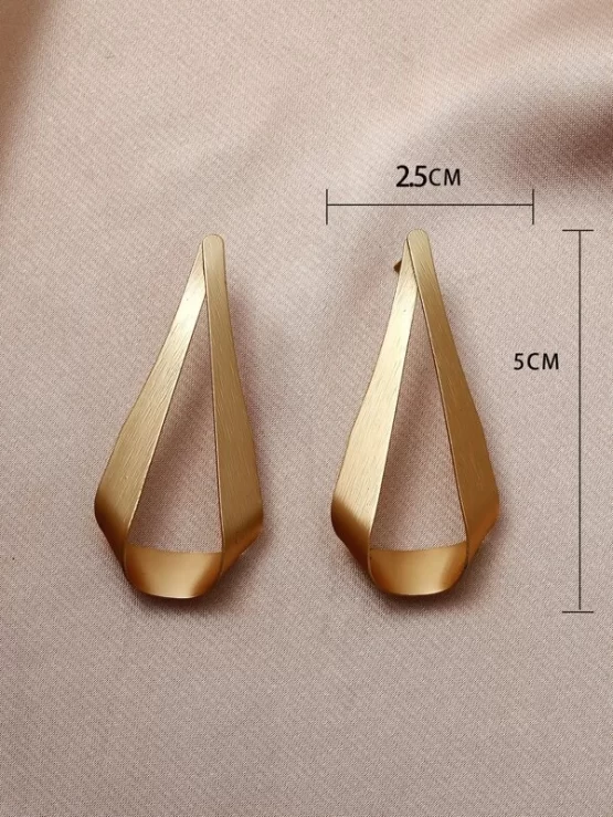 Minimalist Elegant Two Pieces Geometric Stud Earrings - Image 3