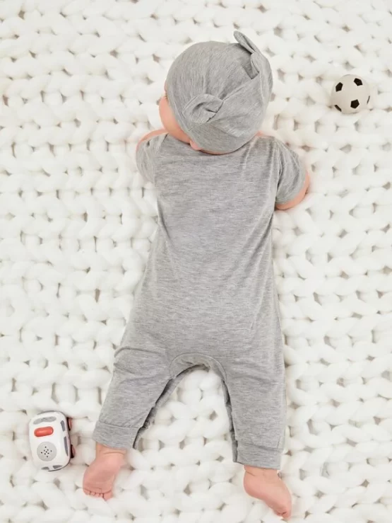 Baby Cartoon Button Graphic Tee Jumpsuit & Hat - Image 3