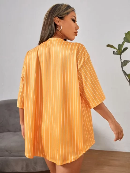Letter Casual Graphic Striped Drop Shoulder Tee - Image 2