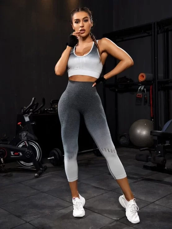 Seamless Softness Ombre Hollow Out Contrast Binding Sports Set - Image 3