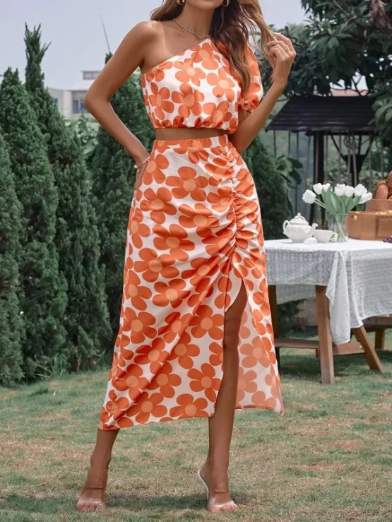 All Over Floral Print One Shoulder Puff Sleeve Crop Top With Ruched Split Hem Skirt - Image 2