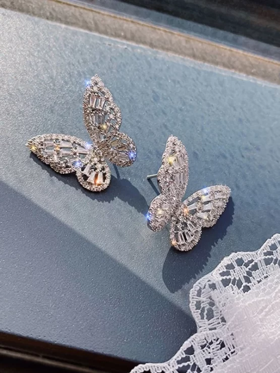 Zircon Glamorous Butterfly Decor Stud Earrings