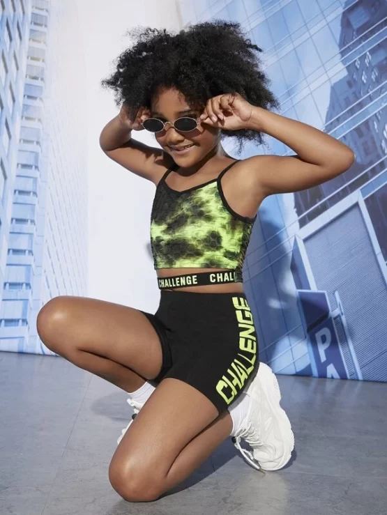 Girls Tie Dye Contrast Letter Tape Textured Cami Top & Biker Shorts
