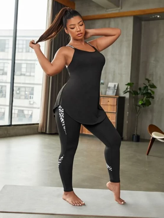 Plus Softness Contrast Letter Tape Criss Cross Sports Set
