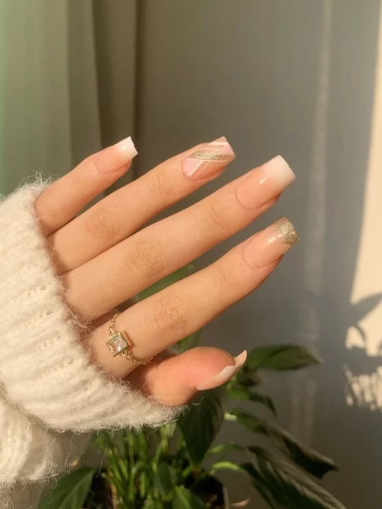 24 Pieces Glitter Fake Nail & 1 sheet Tape & 1 Piece Nail File